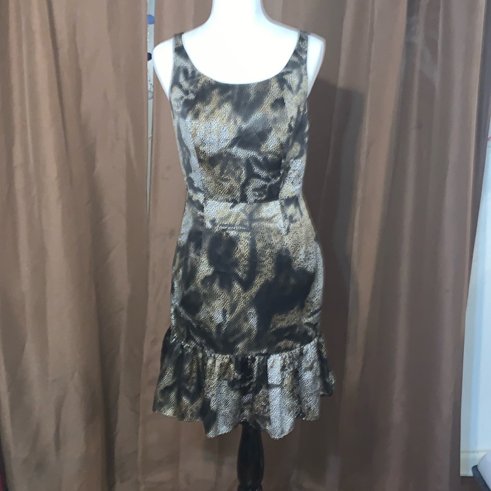 Outback Red Bottom Ruffle Hem Dress size 6
